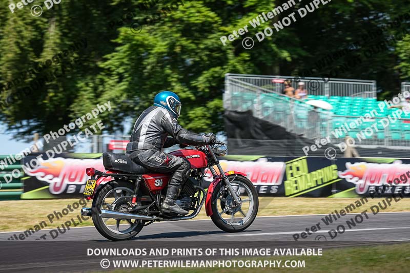 cadwell park;cadwell park photographs;cadwell trackday photographs;enduro digital images;event digital images;eventdigitalimages;peter wileman photography;racing digital images;trackday digital images;trackday photos